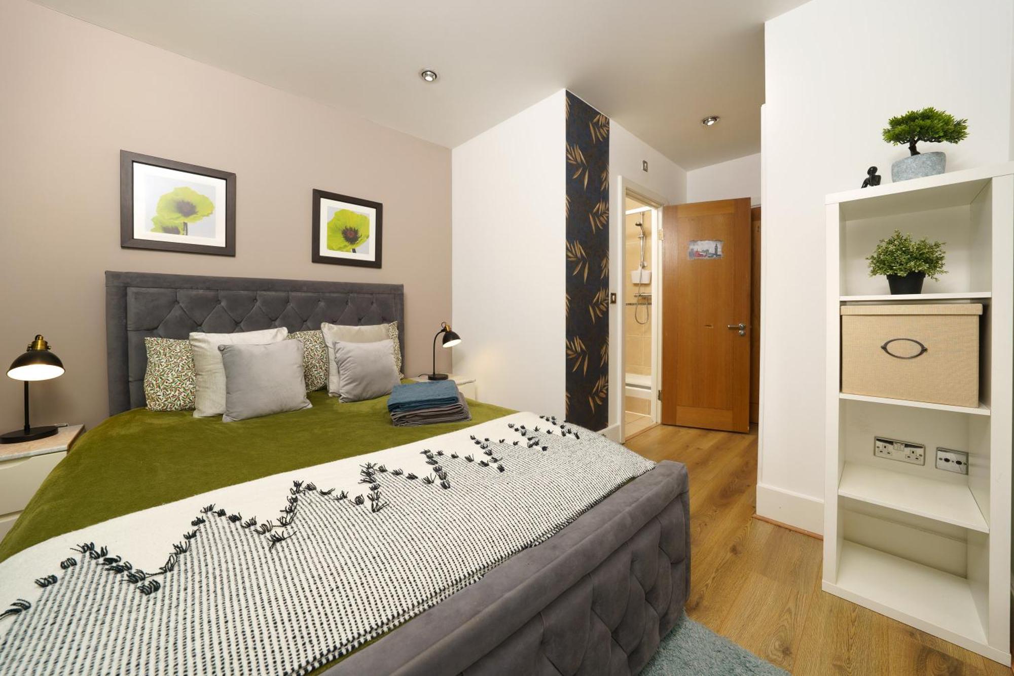 St George Wharf Apartment Лондон Екстериор снимка