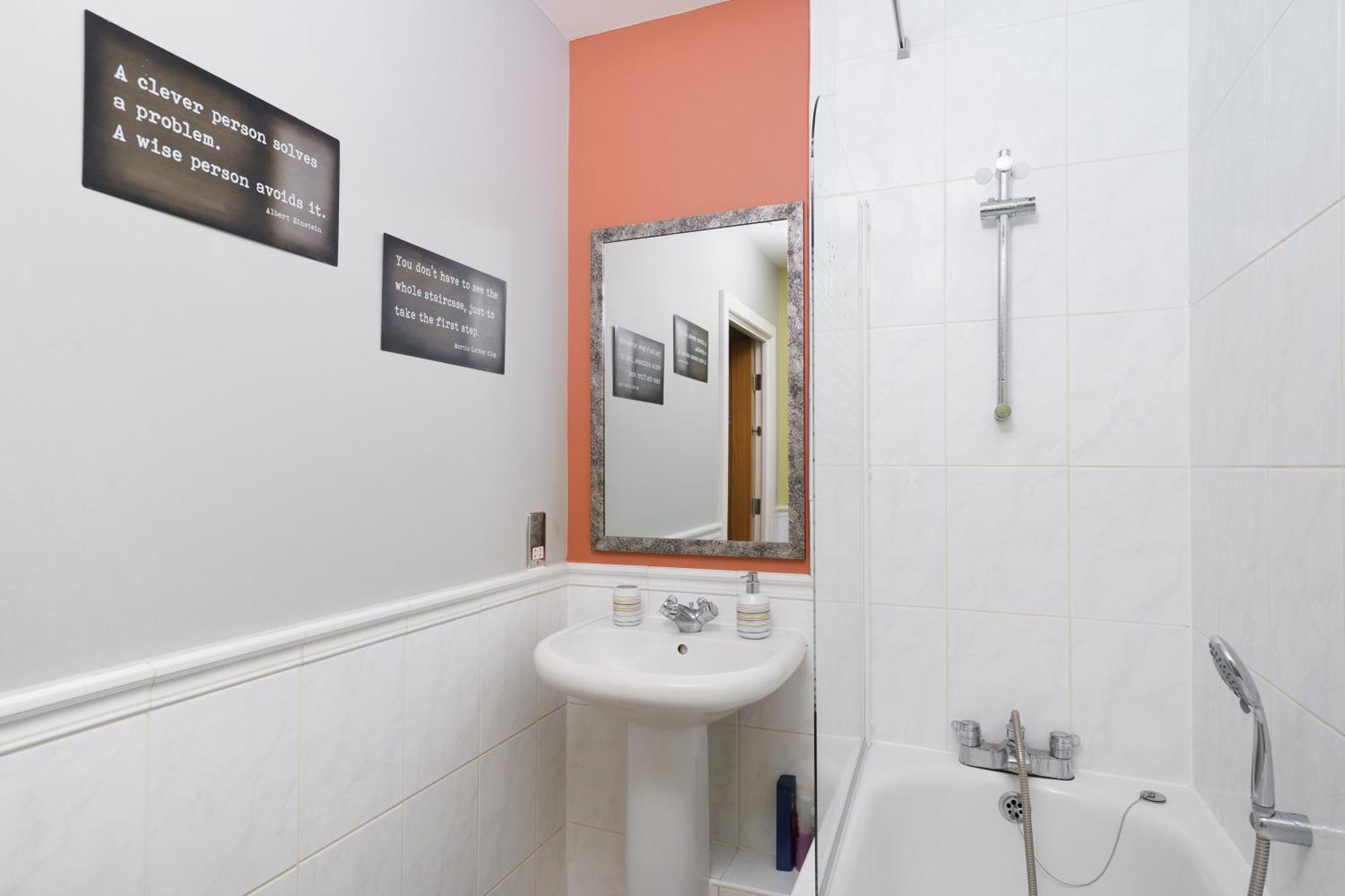 St George Wharf Apartment Лондон Екстериор снимка